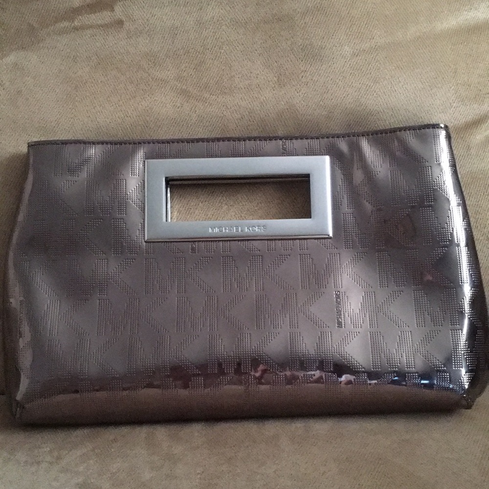 Michael Kors Berkley clutch